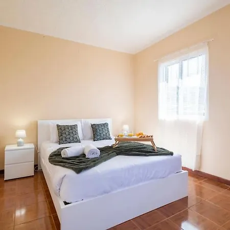 Pequenino By Galmi *